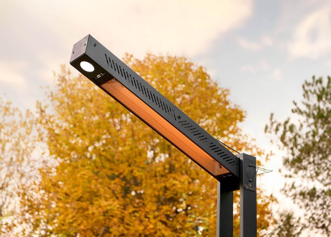 Napoleon | Phantom Freestand Outdoor Electric Infrared Heater - NEOFV80IH
